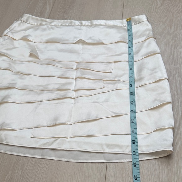 Ann Taylor Silk Tiered Cream Mini Skirt - Picture 5 of 8